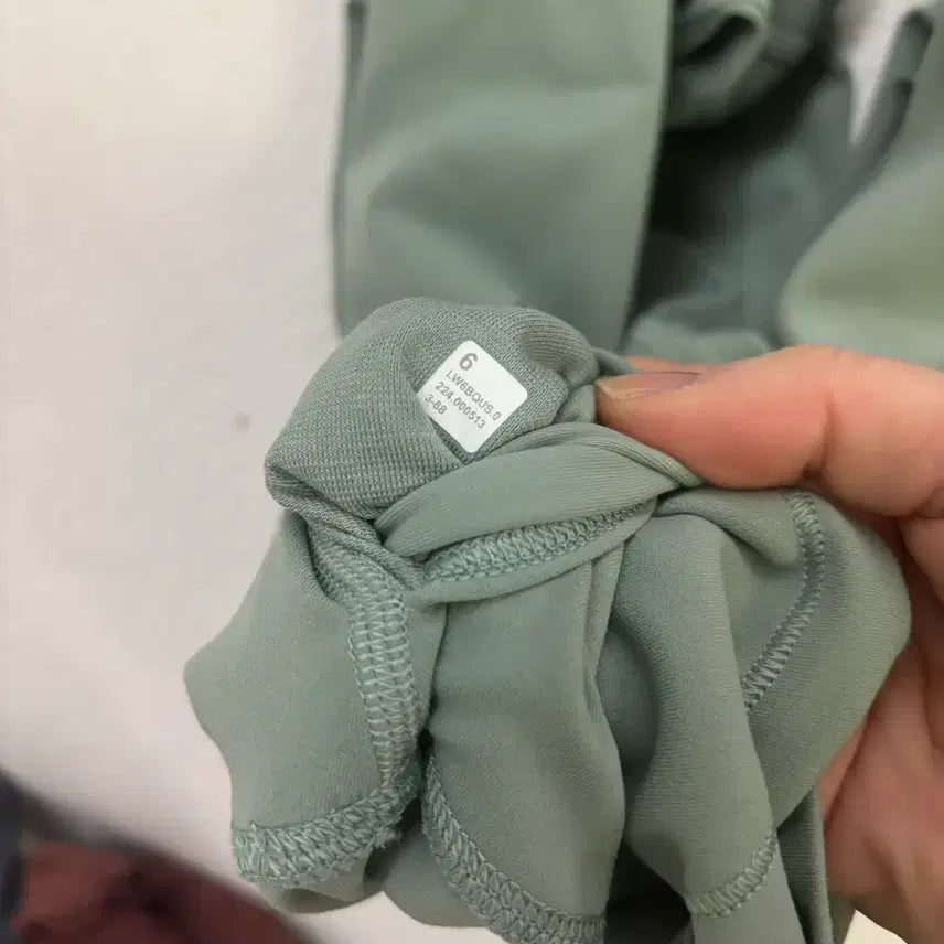 [BUNJANG] Lululemon Align Crop 21-inch Leggings Size 6 Palm Court / 룰루레몬 얼라인 크롭 21인치 6사이즈  palm court