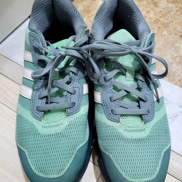 [BUNJANG] Adidas Sneakers US7 240mm / 아디다스 운동화 us7 240-245