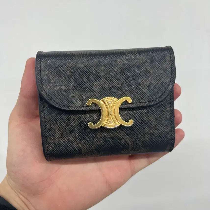 [BUNJANG] Celine Gold-Plated Wallet / 셀린느 금장 지갑