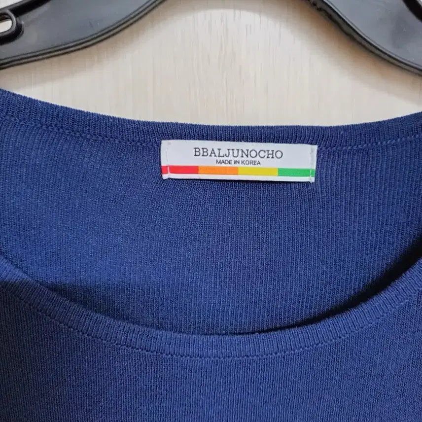 [BUNJANG] BBALJUNOCHO Navy Short Sleeve Knit / BBALJUNOCHO 네이비 반팔 니트
