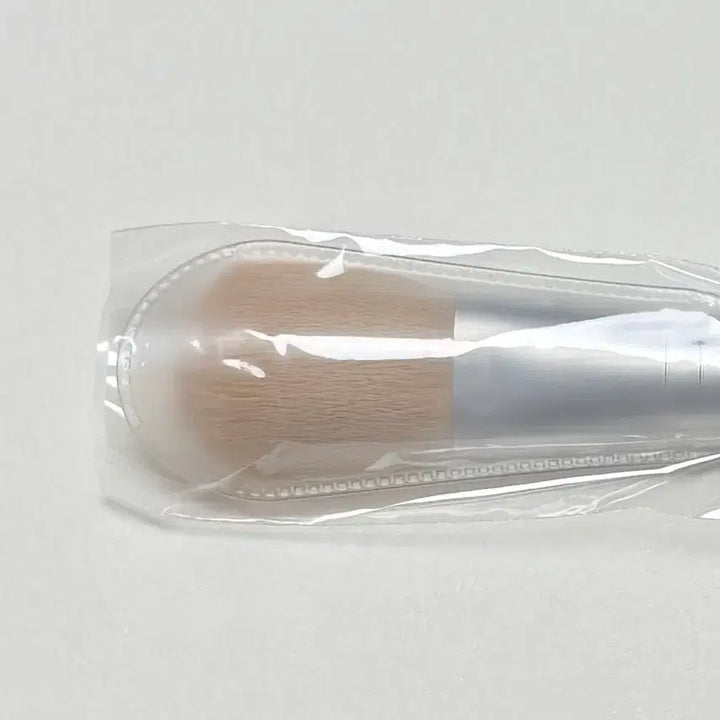 [BUNJANG] VDL Blurring Beam Dual Brush (Sealed) / 미개봉) VDL 블러셔 브러쉬 : 브이디엘 블러빔 듀얼 브러쉬 새상품