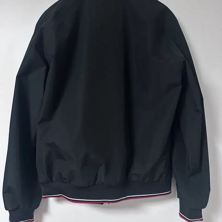 [BUNJANG] Prada Bomber Jacket Triangle Logo Windbreaker Jacket / 프라다 봄버 자켓 삼각로고 바람막이 자켓 50