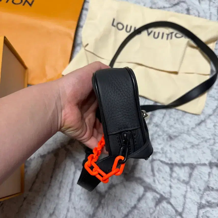 [BUNJANG] Louis Vuitton Virgil Abloh Belt Bag / 루이비통 버질아블로 범백 벨트백