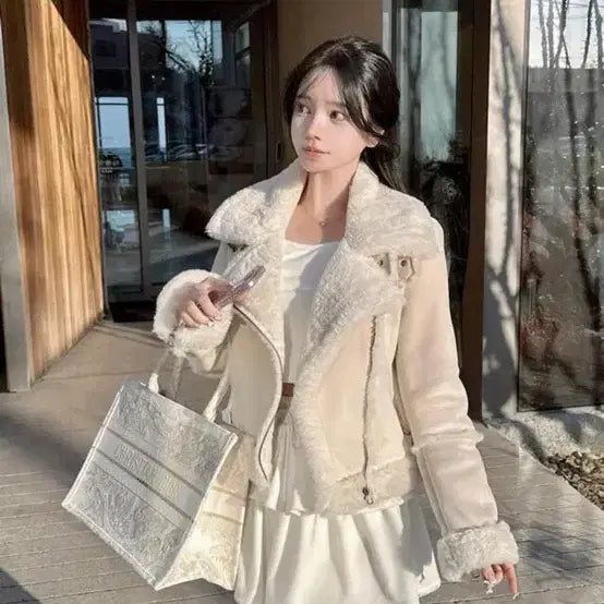 [BUNJANG] Mayyun Faux Fur Mouton Jacket Ivory / 메이윤 무스탕 퍼자켓 아이보리