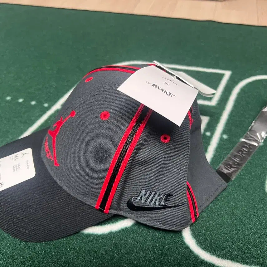 [BUNJANG] Nike Collaboration Limited Edition Cap / 나이키 콜라보 한정판 모자(새상품)