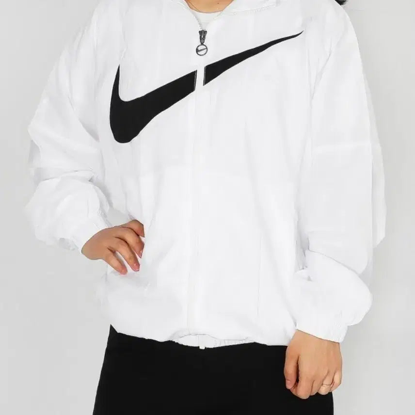 [BUNJANG] Nike Big Swoosh Essential Woven Jacket / [여성 S+, A급] 나이키(NIKE) 빅스우시 에센셜 우븐 자켓#100