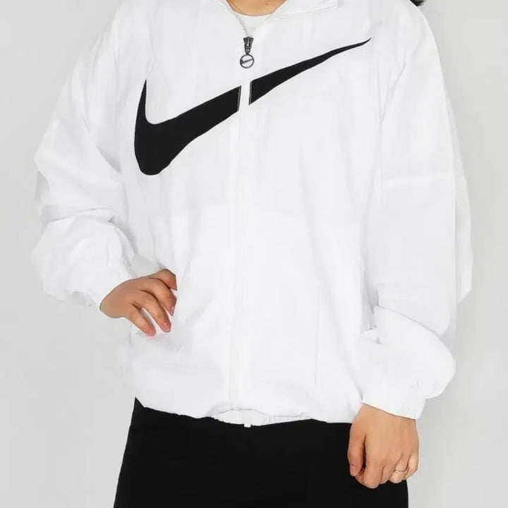 [BUNJANG] Nike Big Swoosh Essential Woven Jacket / [여성 S+, A급] 나이키(NIKE) 빅스우시 에센셜 우븐 자켓#100