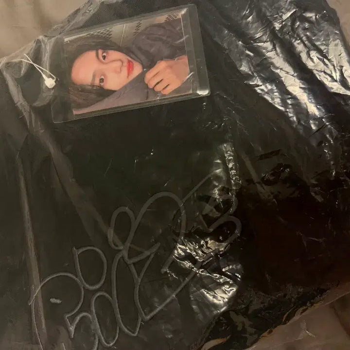 [BUNJANG] RIIZE Wonbin Hoodie (Unused) / 라이즈 원빈 후드티 미사용