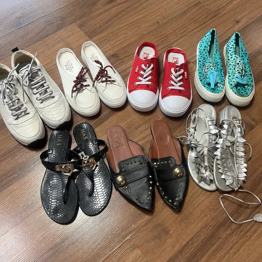 [BUNJANG] Shoe Rack Clearance: Sneakers, Mules, Sandals / 신발장 정리(운동화,뮬,샌들)