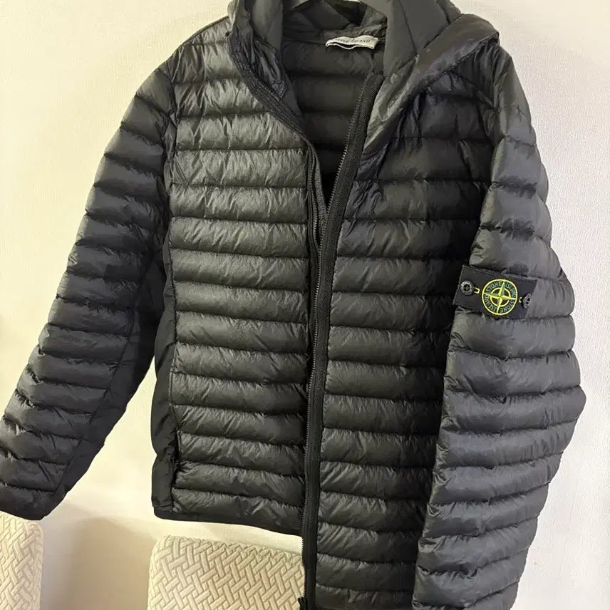 [BUNJANG] Stone Island Kids Lightweight Padded Jacket / 스톤아일랜드 키즈 경량패딩 14A