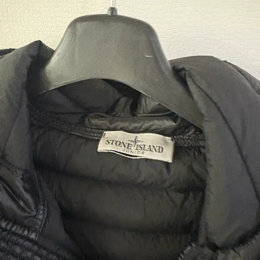 [BUNJANG] Stone Island Kids Lightweight Padded Jacket / 스톤아일랜드 키즈 경량패딩 14A