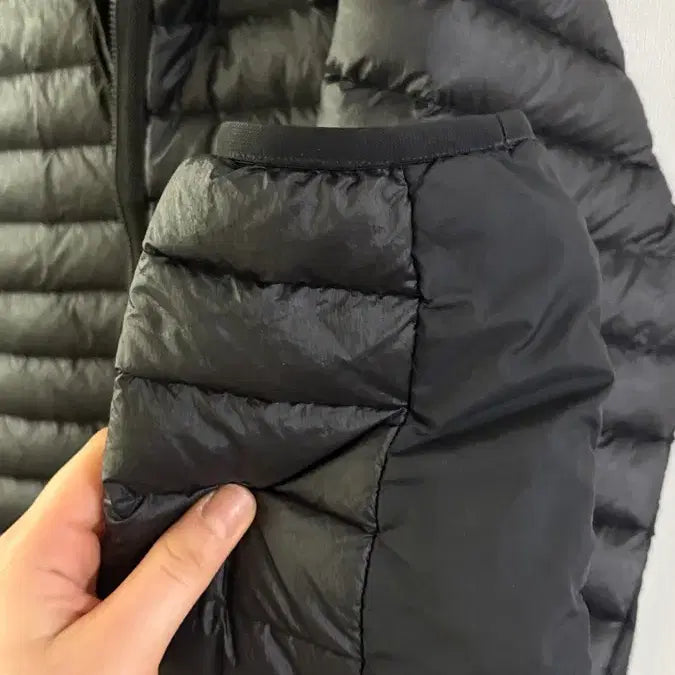 [BUNJANG] Stone Island Kids Lightweight Padded Jacket / 스톤아일랜드 키즈 경량패딩 14A