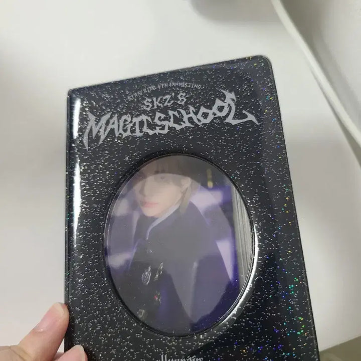[BUNJANG] Stray Kids Hyunjin Magic School Photocard Binder / 매직스쿨 스키즈 현진 포카 바인더