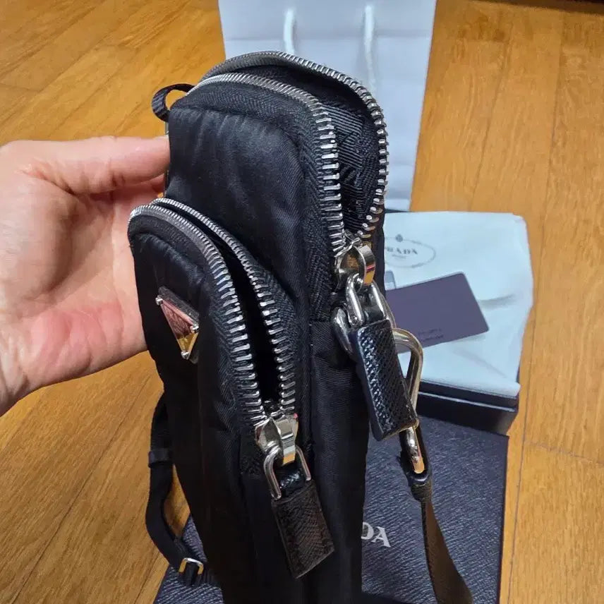 [BUNJANG] Prada Phone Bag / 정품 프라다 휴대폰 가방