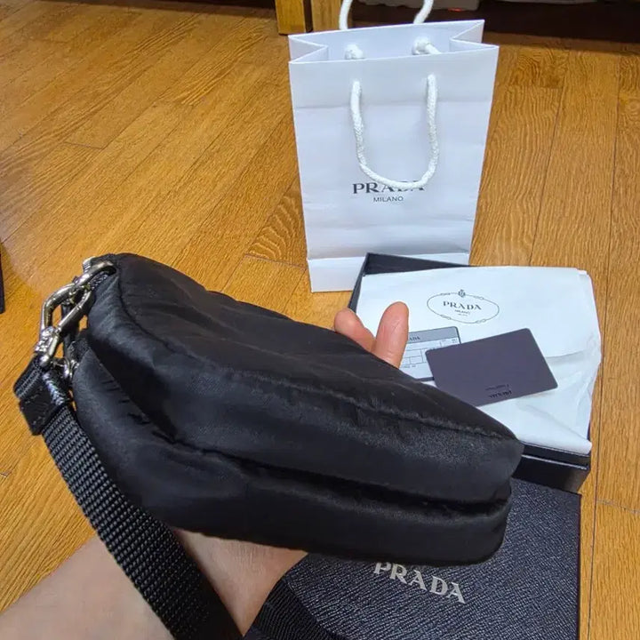 [BUNJANG] Prada Phone Bag / 정품 프라다 휴대폰 가방