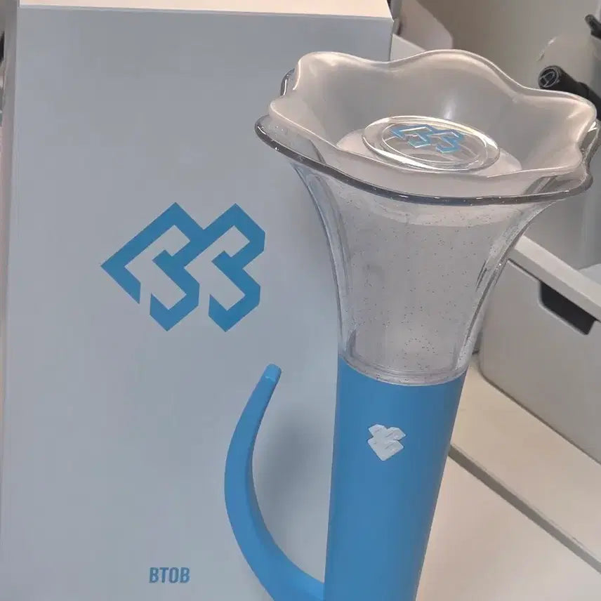 [BUNJANG] BTOB Official Lightstick Ver. 3 / 비투비 응원봉 ver3 판매합니다