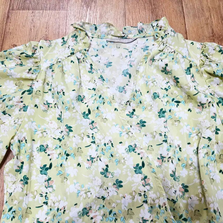 [BUNJANG] GLOW AND NYMPH Floral Wrap Dress / 글로우앤님프(GLOW AND NYMPH) 플로럴 랩원피스 55-66