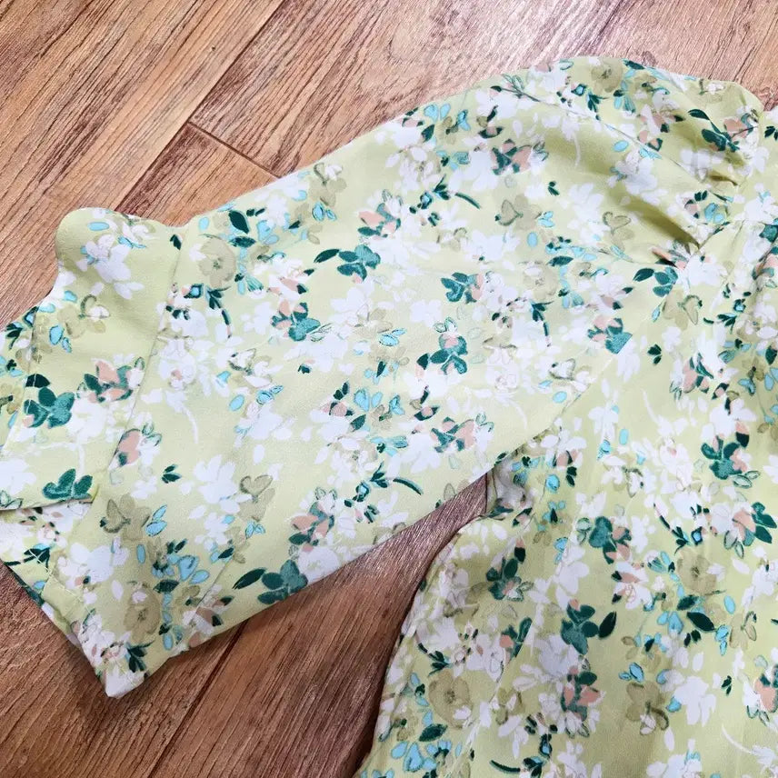 [BUNJANG] GLOW AND NYMPH Floral Wrap Dress / 글로우앤님프(GLOW AND NYMPH) 플로럴 랩원피스 55-66