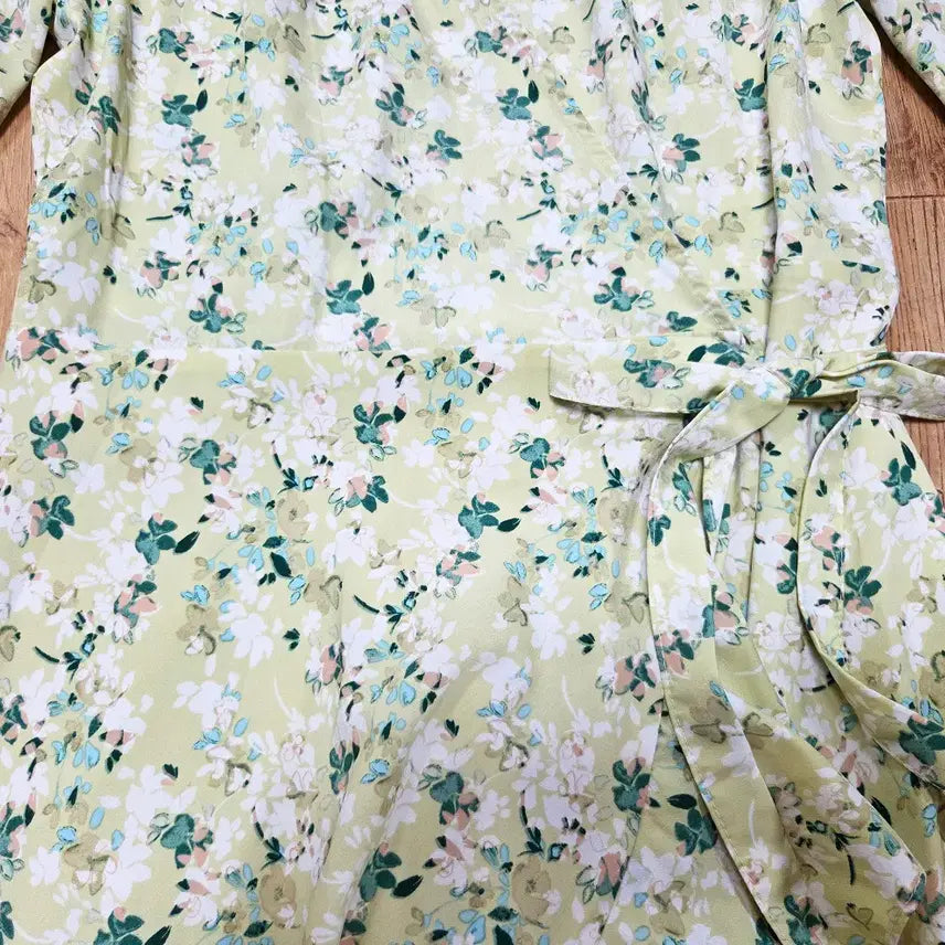 [BUNJANG] GLOW AND NYMPH Floral Wrap Dress / 글로우앤님프(GLOW AND NYMPH) 플로럴 랩원피스 55-66