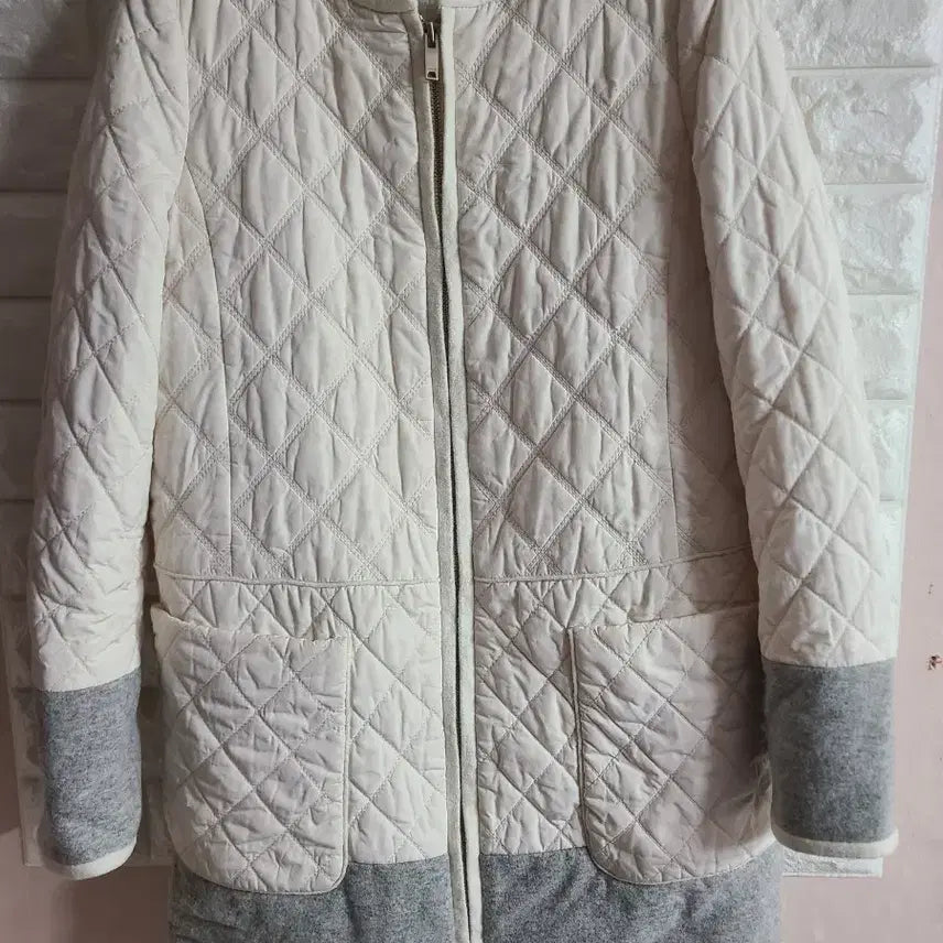 [BUNJANG] ZOOC Ivory Quilted Jacket (55) / ZOOC 아이보리 퀼팅 자켓(55)