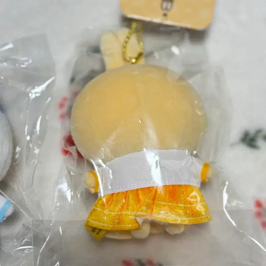 [BUNJANG] [일괄] 치이카와 한복 시리즈 인형 키링 3종 세트 한국 한정 / [일괄] 치이카와 한복 인형 키링 3종 세트 한국 한정판 하치와레 우사기