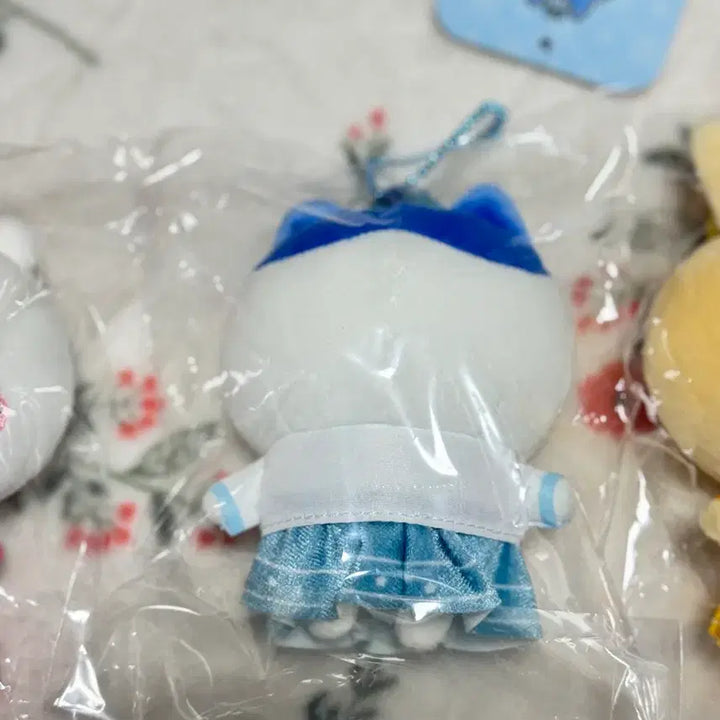 [BUNJANG] [일괄] 치이카와 한복 시리즈 인형 키링 3종 세트 한국 한정 / [일괄] 치이카와 한복 인형 키링 3종 세트 한국 한정판 하치와레 우사기