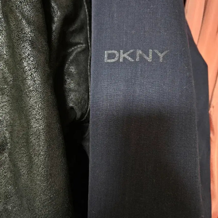 [BUNJANG] DKNY Hooded Windbreaker Jacket / dkny 바람막이 후드 자켓