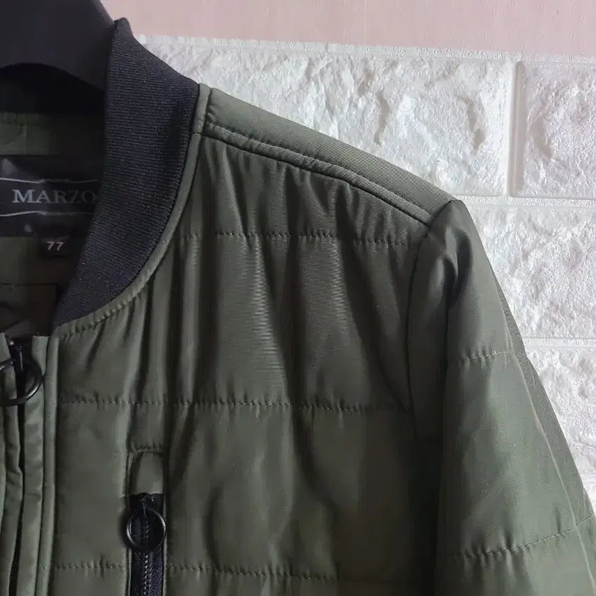 [BUNJANG] Marjo Quilted Long Bomber Jacket (Khaki, 77) / 마르조 퀼팅 롱점퍼 카키(77)