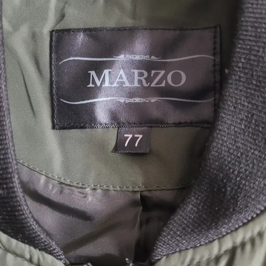 [BUNJANG] Marjo Quilted Long Bomber Jacket (Khaki, 77) / 마르조 퀼팅 롱점퍼 카키(77)