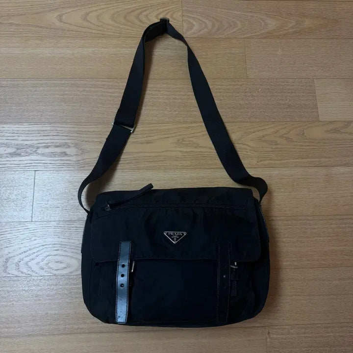 [BUNJANG] Prada Pocono Messenger Bag Black / 정품 프라다 포코노 메신저백 크로스백 가방 블랙