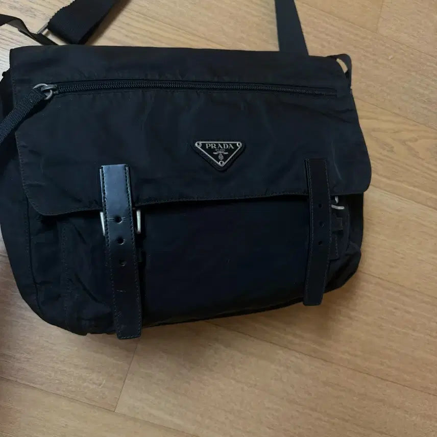 [BUNJANG] Prada Pocono Messenger Bag Black / 정품 프라다 포코노 메신저백 크로스백 가방 블랙
