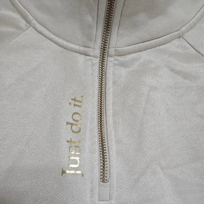 [BUNJANG] Nike Crop Half-Zip Sweatshirt / 나이키 반집업 크롭 맨투맨