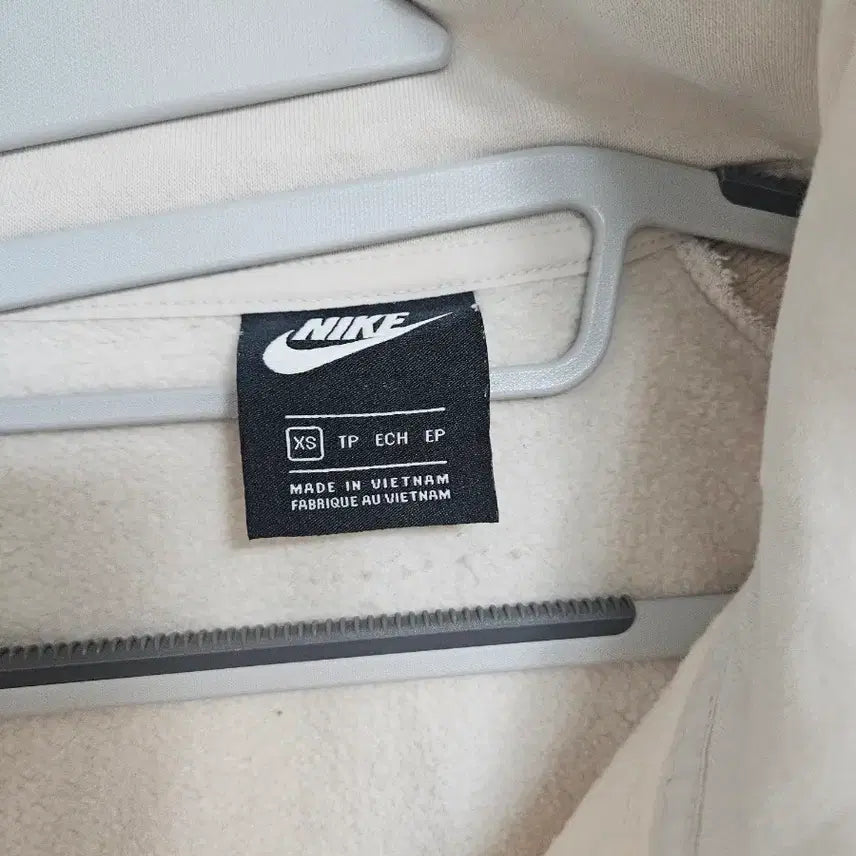 [BUNJANG] Nike Crop Half-Zip Sweatshirt / 나이키 반집업 크롭 맨투맨