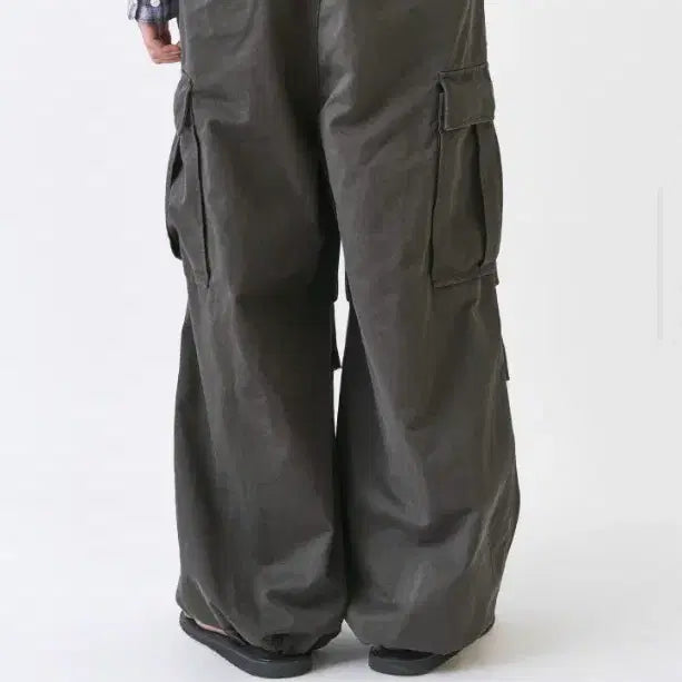 [BUNJANG] Years Ago Cotton Drill Jumbo Cargo Pants Charcoal / 이얼즈어고 코튼 드릴 점보 카고팬츠 차콜 새제품