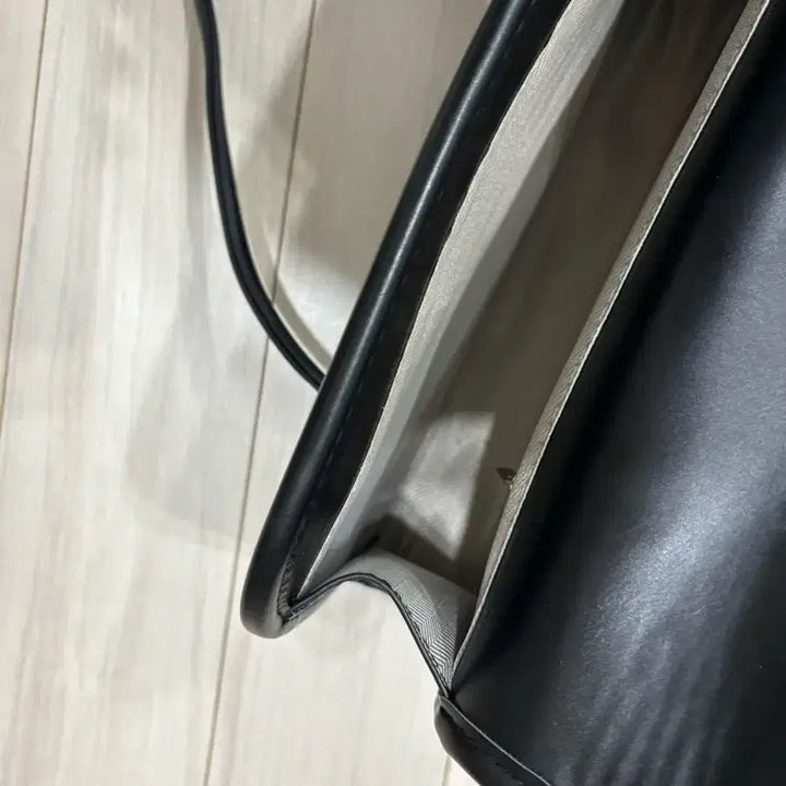 [BUNJANG] Black Shoulder Bag / 블랙 숄더백