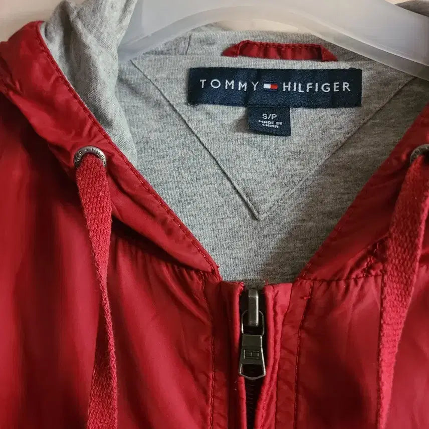 [BUNJANG] Tommy Hilfiger Red Hooded Zip-Up Jacket / 타미힐피거 레드 후드 집업(실100)