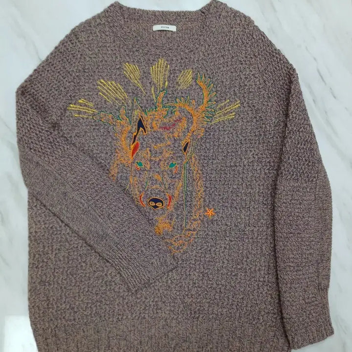 [BUNJANG] System Deer Embroidery Round Knit Sweater / [정품] 한섬 시스템 긴팔 라운드 니트 90 (프리사이즈) 사이즈