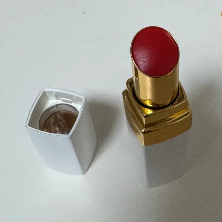 [BUNJANG] Chanel Rouge Coco Balm Shine 756 Cherryburst / 샤넬 루쥬밤 코코밤 샤인 756 체리버스트