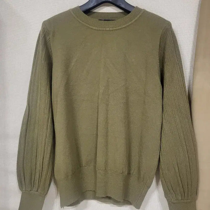 [BUNJANG] Unbranded Jacquard Knit Top and Slacks Bundle / 짜임니트 자가드 슬랙스 일괄