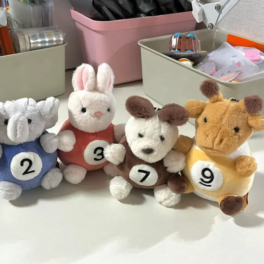 [BUNJANG] Eight Ball Keychain Doll Set / 에잇볼 키링 인형 세트