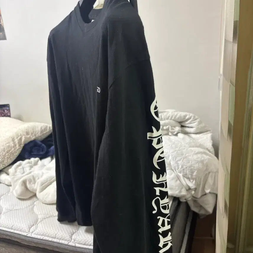 [BUNJANG] OYS Long Sleeve T-Shirt / OYS 오와이오와이 블랙 긴팔 티셔츠