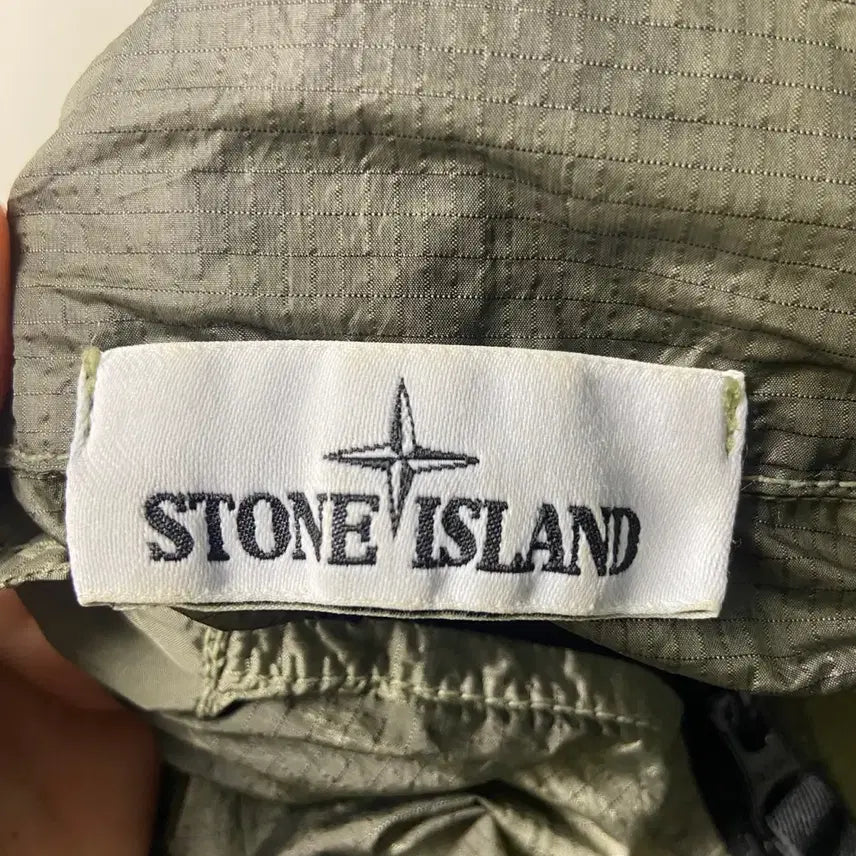 [SOLD OUT] 스톤아일랜드 19fw 나일론 메탈