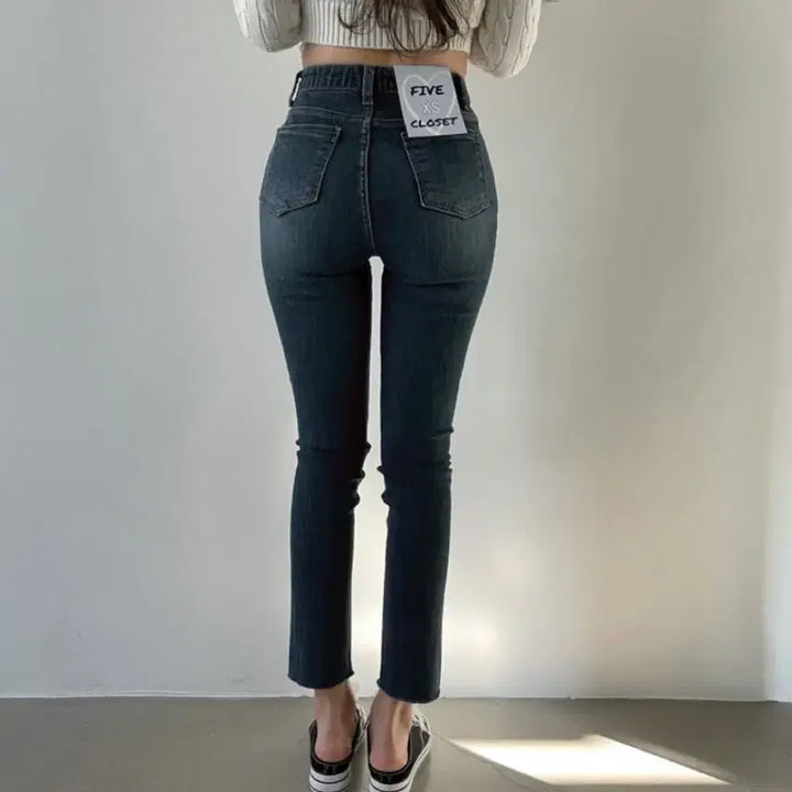 [BUNJANG] Five Closet Real Dark Wash Cutting Denim Jeans L / [미착용] 파이브클로젯) 리얼 진청하진 컷팅 데님진 L