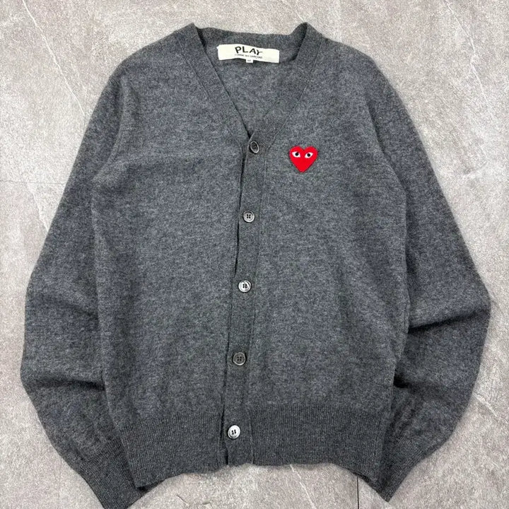 [BUNJANG] Comme des Garçons Gray Cardigan / 꼼데가르송 그레이 가디건 하트 와펜