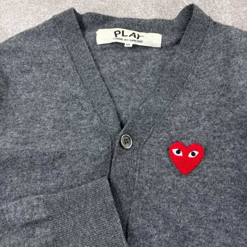 [BUNJANG] Comme des Garçons Gray Cardigan / 꼼데가르송 그레이 가디건 하트 와펜