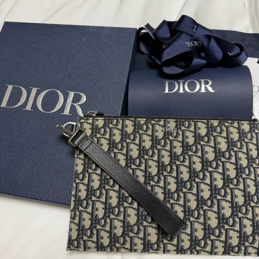 [BUNJANG] Dior Oblique A5 Clutch Pouch / 새상품급 디올 오블리크 a5 클러치 파우치