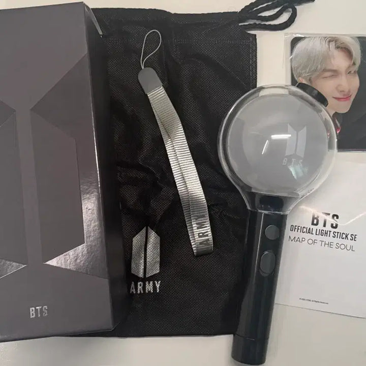 [BUNJANG] BTS Army Bomb Light Stick (Ver. 3) Used / 스에밤 (아미밤) 하자있습니다