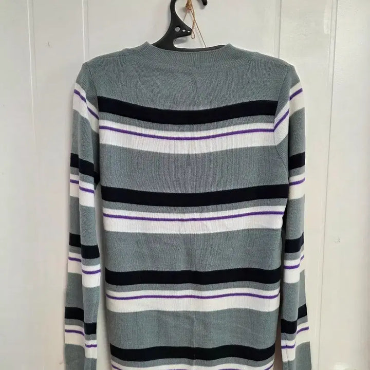 [BUNJANG] Knit Top / 니트티 새거 66-77까지