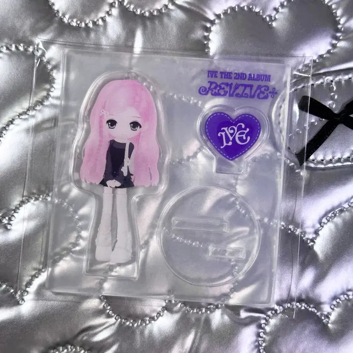 [BUNJANG] IVE (Gaeul) REVIVE Lucky Draw Acrylic / 아이브 리바이브 REVIVE 러브드 아크릴 가을