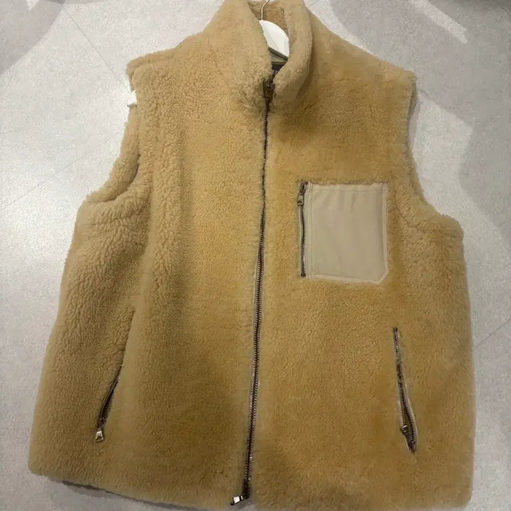 [BUNJANG] EMMETI Mouton Wool Vest / EMMETI 리얼 무톤 양털 베스트 50사이즈